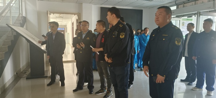 筑牢安全防線 守護(hù)校園平安——我校開展電梯應(yīng)急救援演練